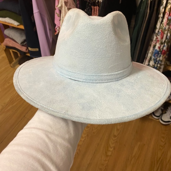 Trendy Mens/women clothes - Picture 16 of 16